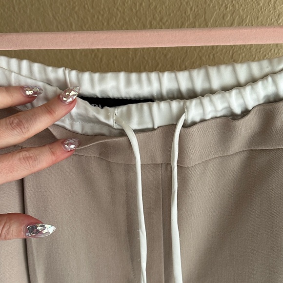 Stylish Tan Trousers with Peekaboo Drawstring Waist - Picture 4 of 5